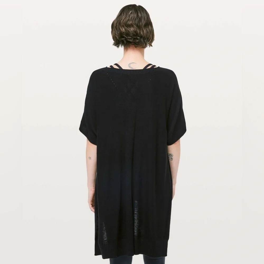 Lululemon Be At Ease Poncho in Black